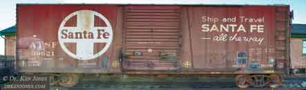 AZ_Winslow_SantaFeBoxCar_00.jpg