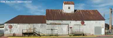 NE_Scottsbluff_GoochsBestMetalSignsBldg_00.jpg