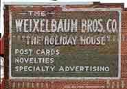 OH_Lima_HolidayHouse_00.jpg