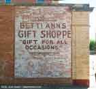 TX_Childress_BettiAnnsGiftShop_00.jpg