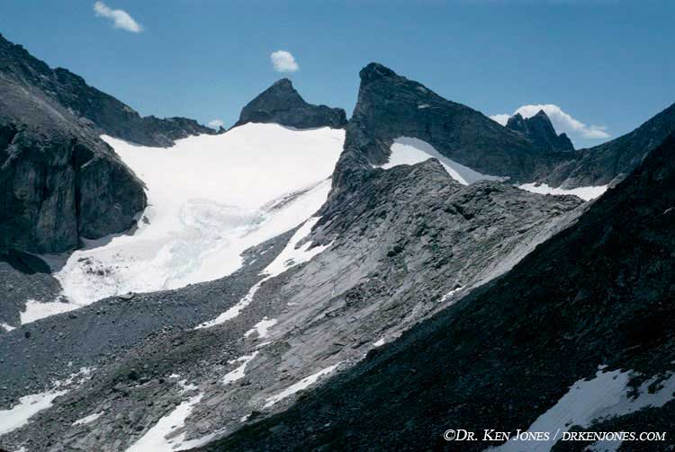 66.07.h06.jpg