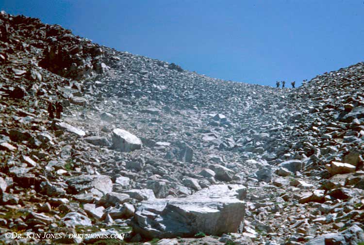 66.07.j06.jpg